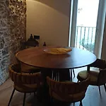 فيلة Stone Aroma Vokamvilias نساكيون