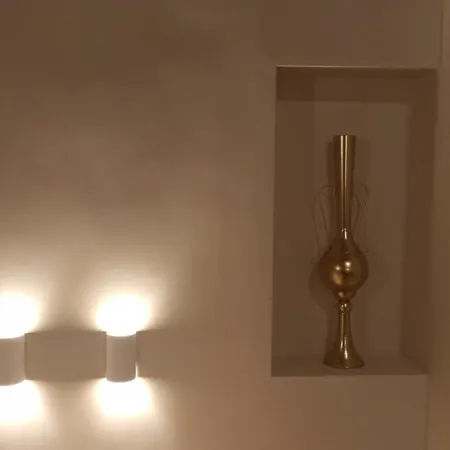 Stone Aroma Vokamvilias فيلة نساكيون