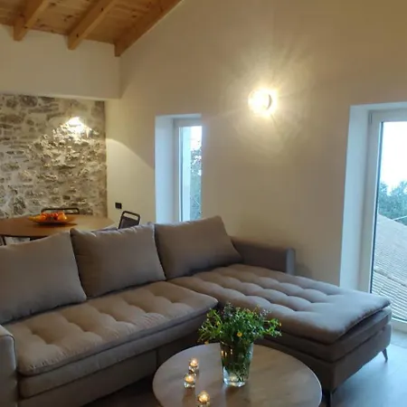 Stone Aroma Vokamvilias